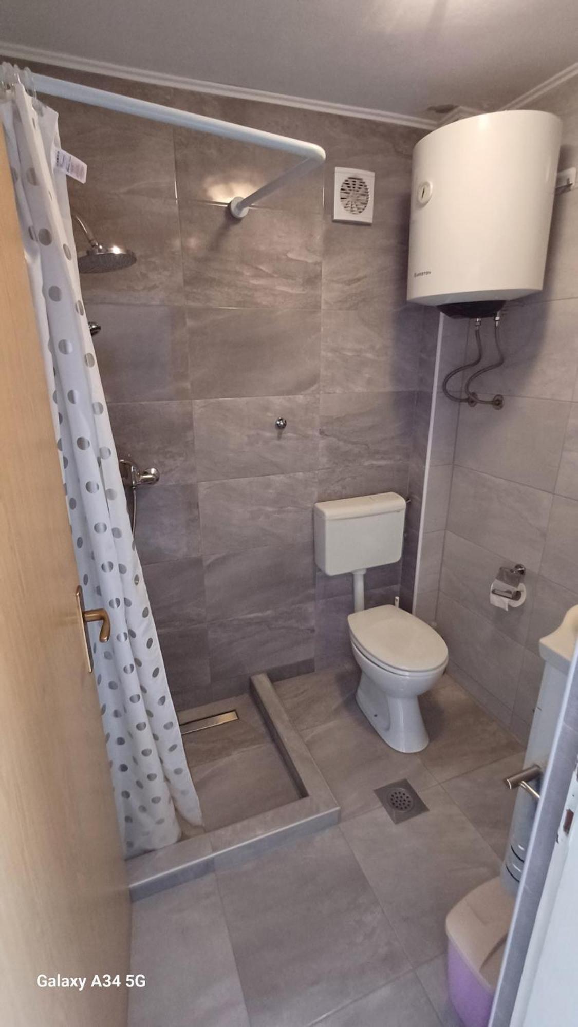 Apartament Leo Vir Zewnętrze zdjęcie